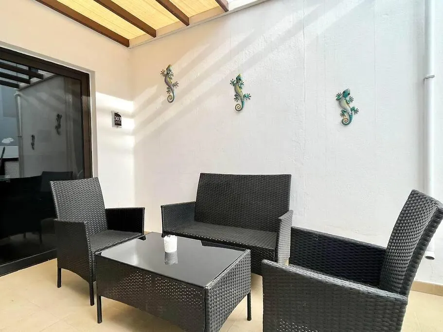 Pelicano Club 303 - 2 Bedroom Apartment In Puerto Del Carmen, Lanzarote Puerto del Carmen   Puerto del Carmen (Lanzarote)